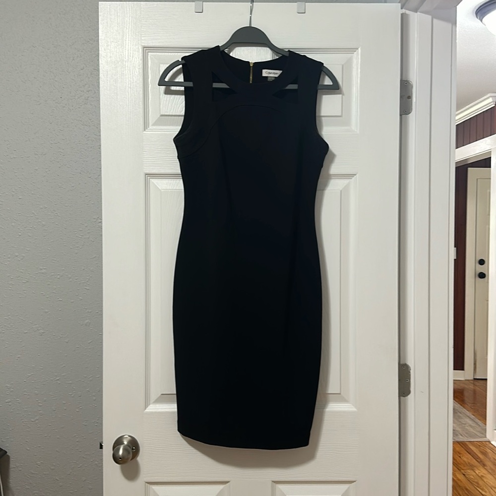 Calvin Klein Size 6 Black cocktail dress